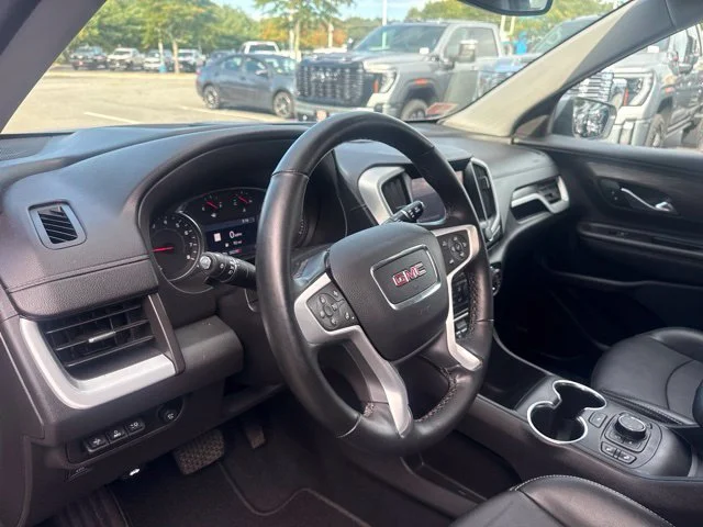 Used 2023 Silver GMC SLT image 13