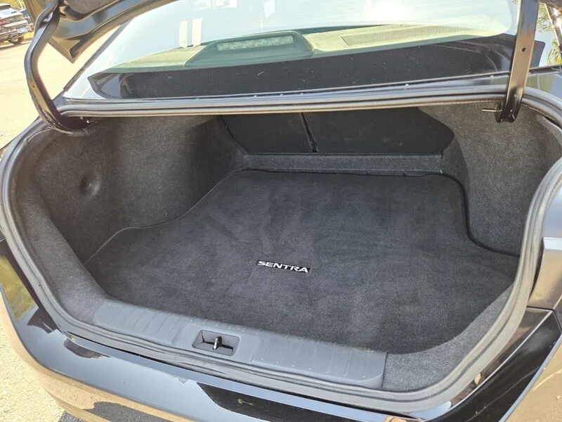 Used 2025 Super Black NISSAN SR image 14