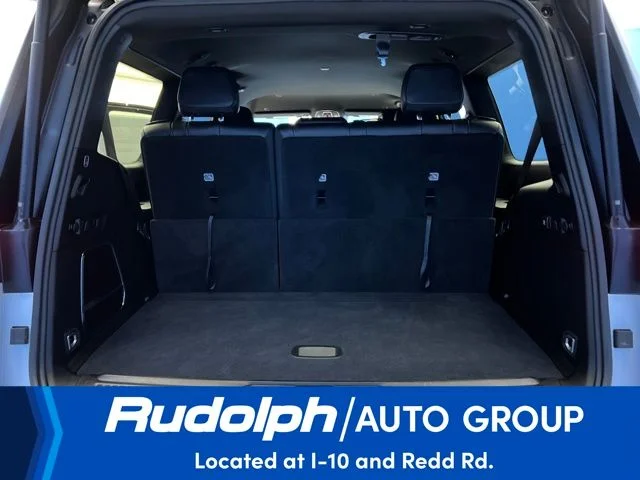 Used 2024 Silver Jeep Base image 25