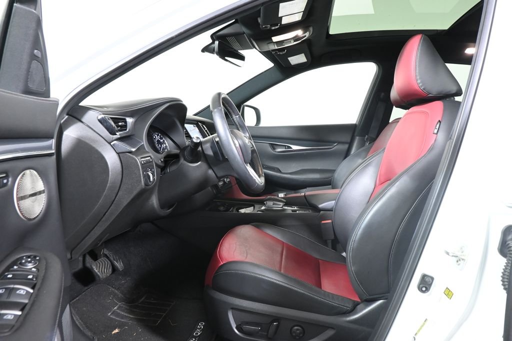 Certified Used 2023 White INFINITI SPORT image 3