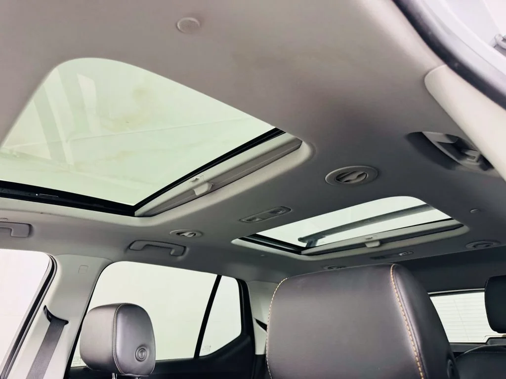 Used 2020 SUMMIT WHITE Chevrolet Premier image 23