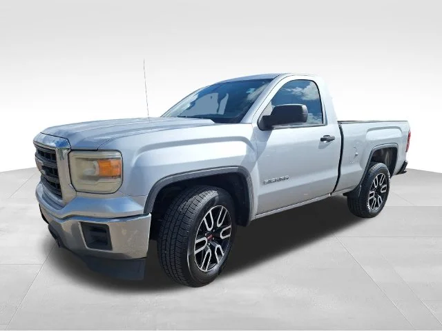 Used 2014 Silver GMC Base image 3