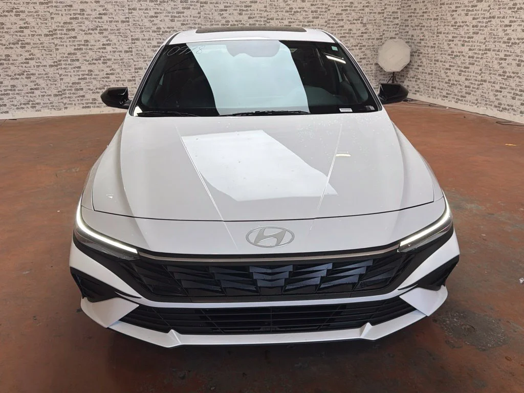 New 2026 Serenity White Hyundai SEL Sport image 2