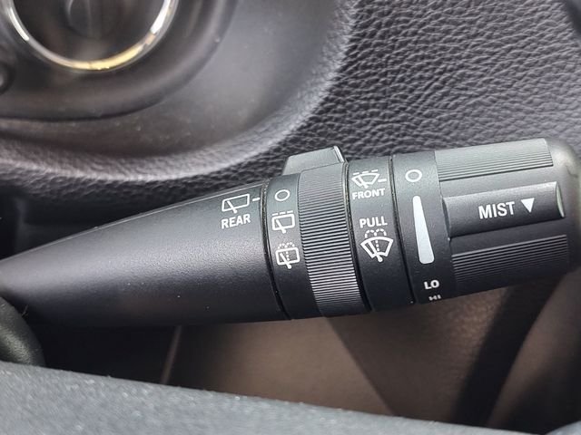 Used 2016 Green Jeep Sport image 21