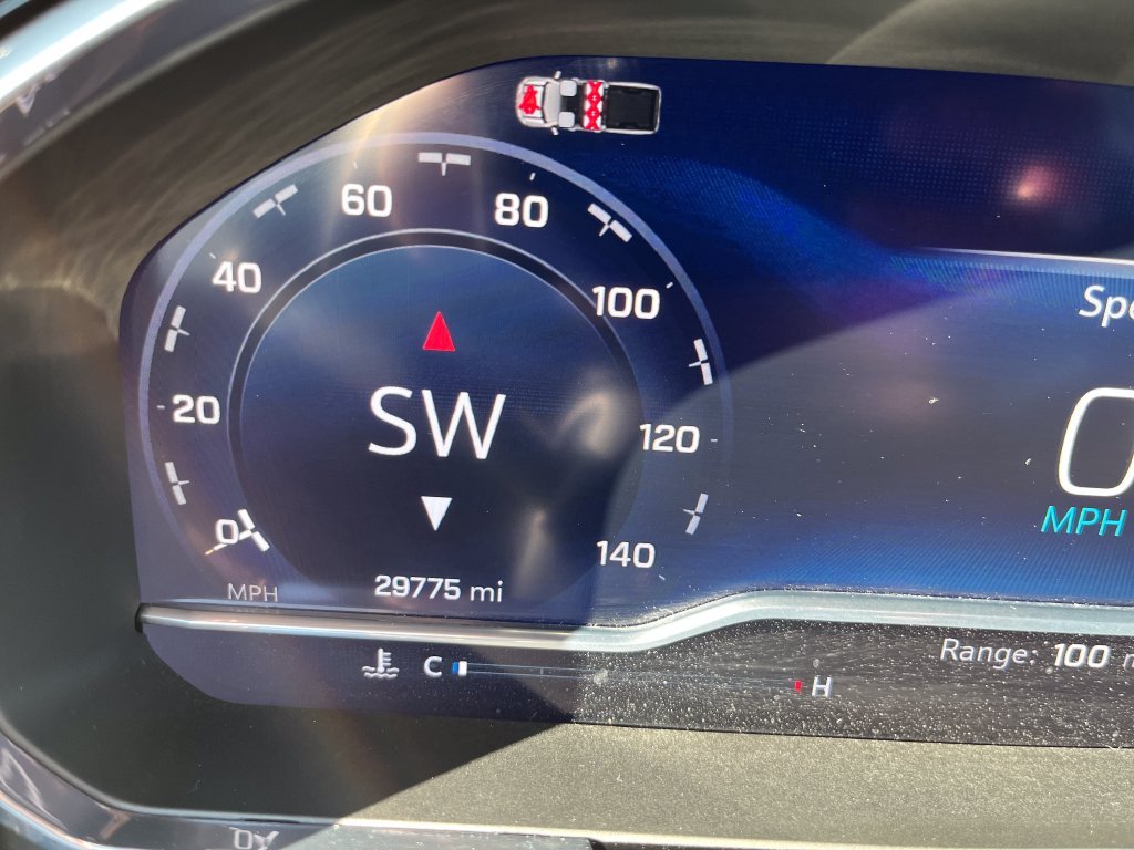 Used 2024 Gray Chevrolet LT image 17