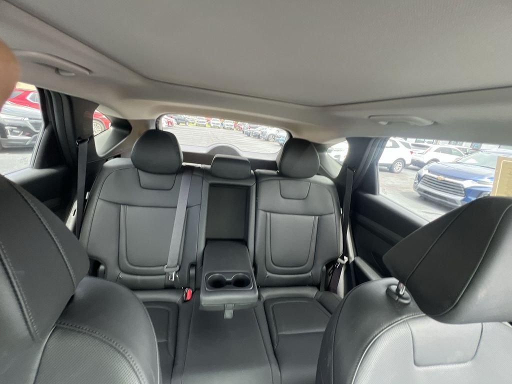 Certified Used 2025 Gray Hyundai SEL Convenience image 13