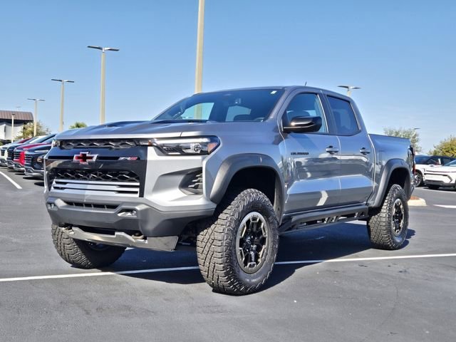 2025 Chevrolet Colorado ZR2 - Photo 2