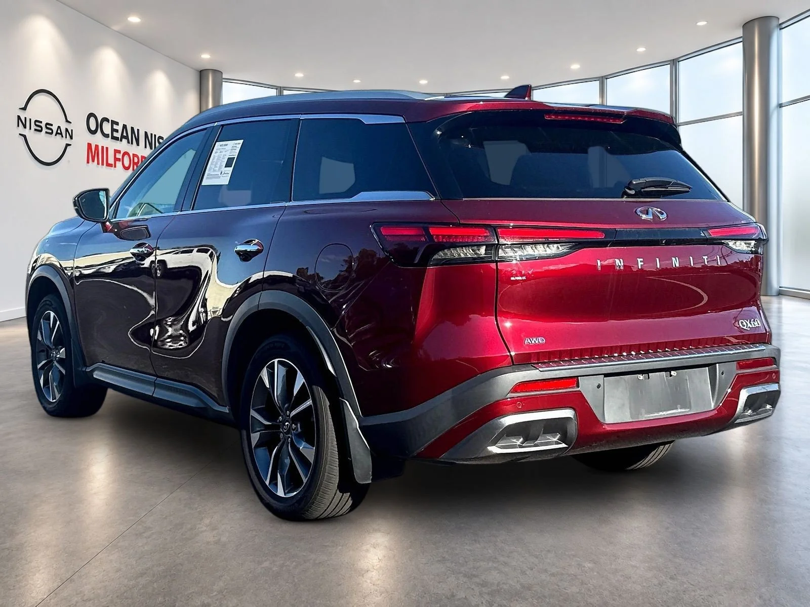 Used 2022 Bordeaux INFINITI LUXE image 7
