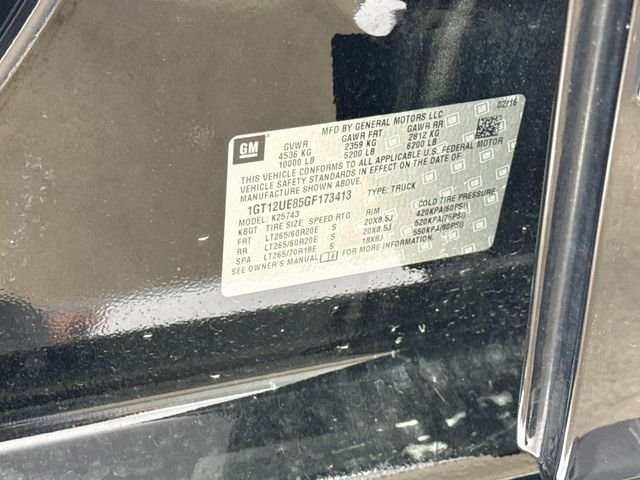 Used 2016 Black GMC Denali image 32