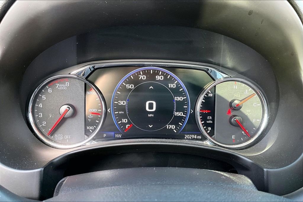 Used 2024 White GMC Denali image 22