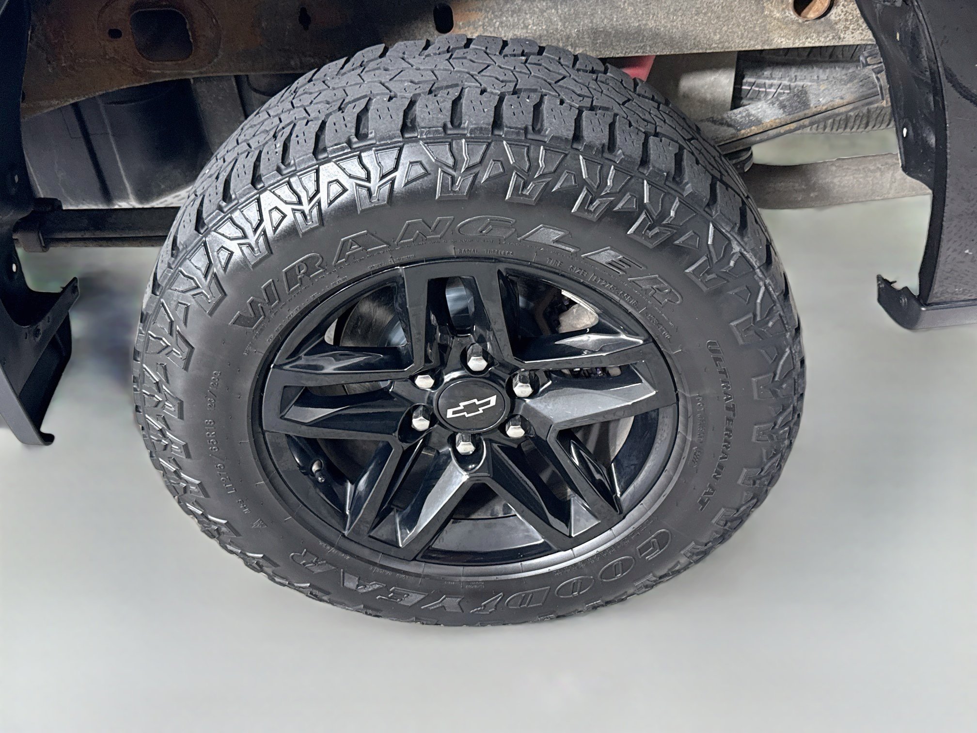 Used 2019 Black Chevrolet Custom Trail Boss image 29