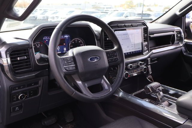 Used 2023 Gray Ford XLT image 9