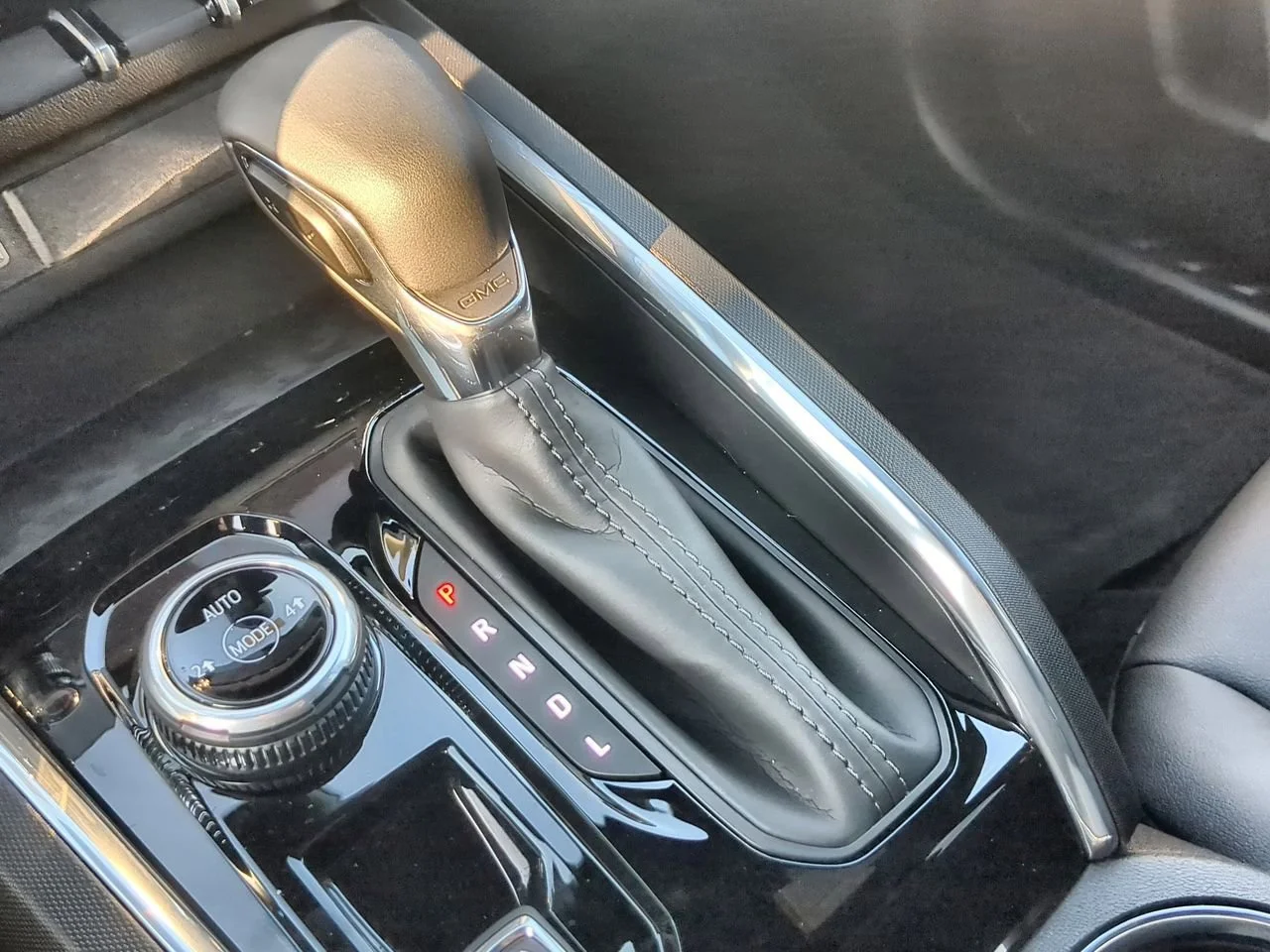 2026 GMC Canyon Elevation - Photo 16