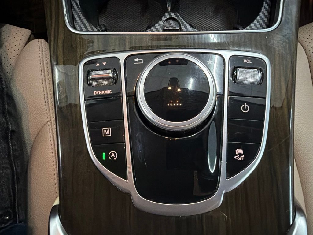 Used 2017 Brown Mercedes-Benz GLC 300 image 17