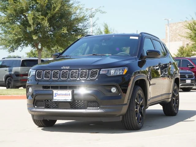 New 2026 Diamond Black Crystal Pearl-Coat Exterior Paint Jeep Latitude image 2