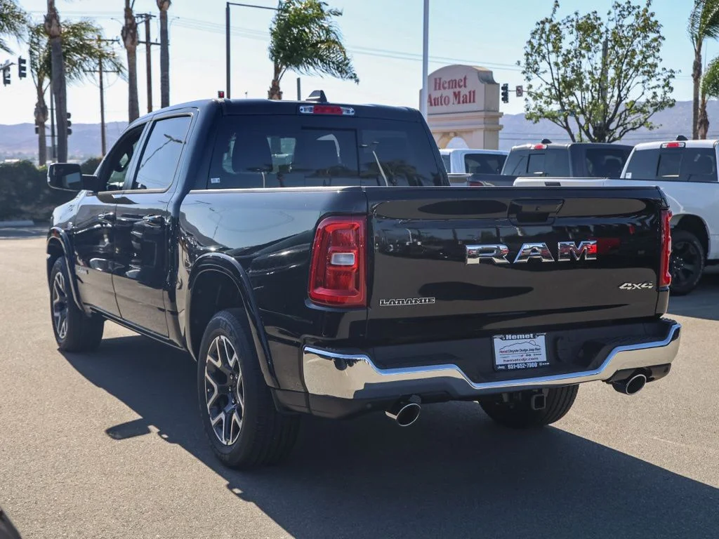 New 2026 Diamond Black Crystal Pearl-Coat Exterior Paint RAM Laramie image 5