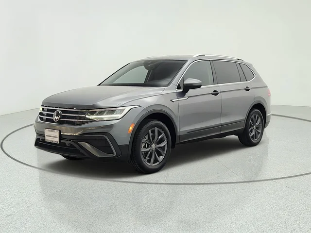 2022 Volkswagen Tiguan 2.0T SE FWD