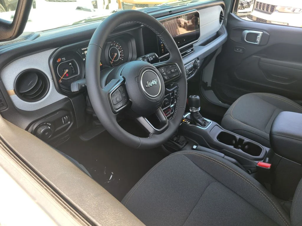 2026 Jeep Wrangler 4-Door photo 2