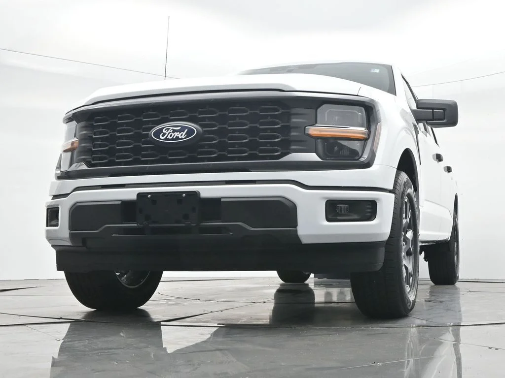 New 2026 Oxford White Ford STX® image 33