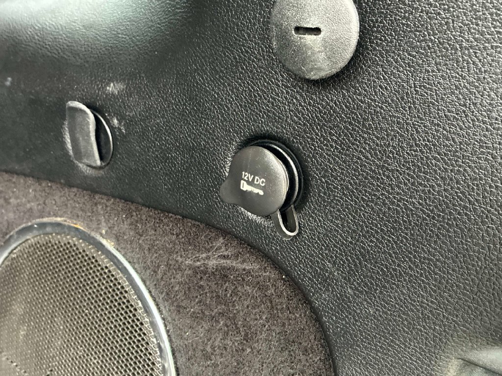 Used 2014 Black Jeep Limited image 15