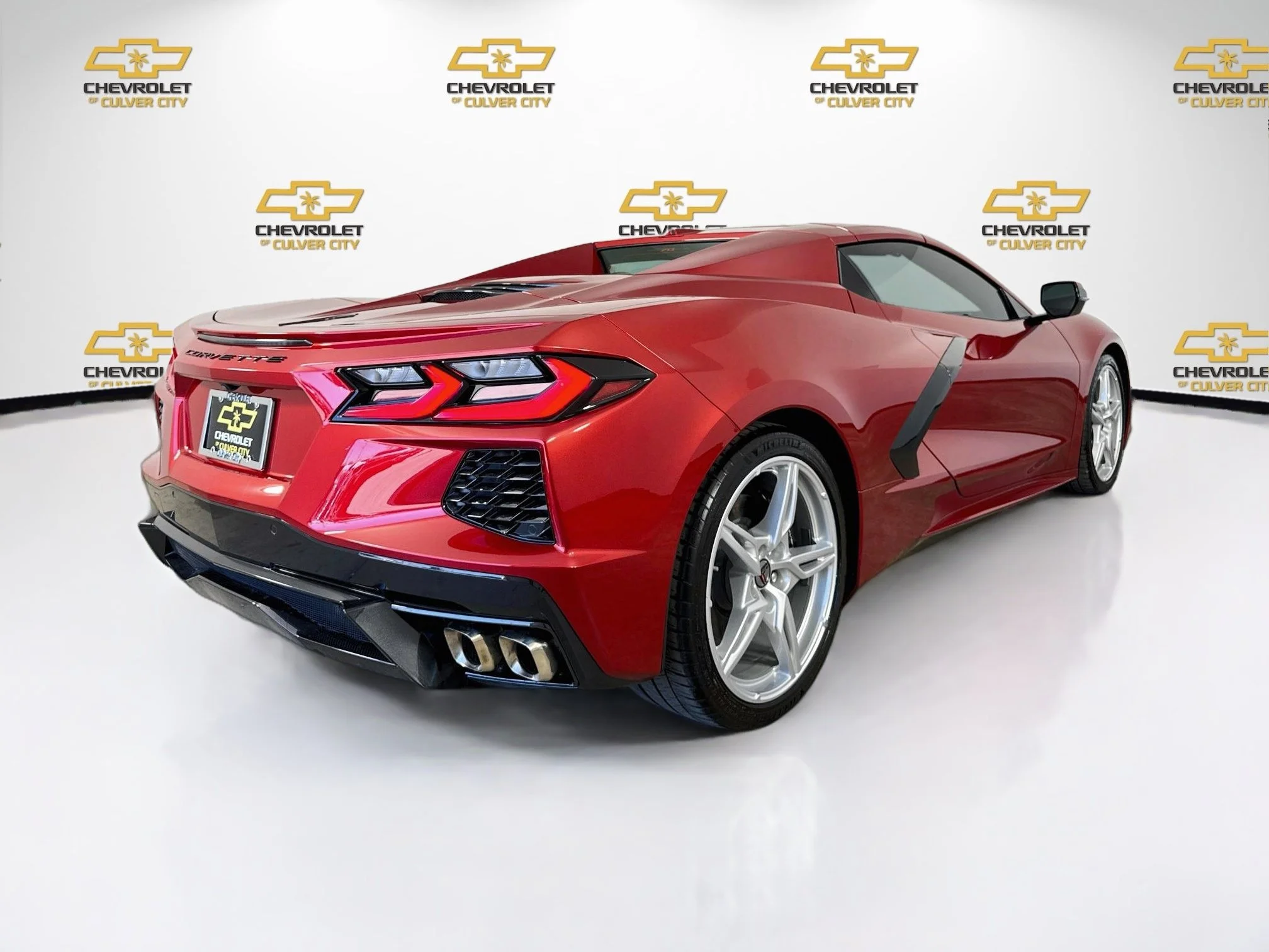 Used 2023 Red Mist Metallic Tintcoat Chevrolet 2LT image 8