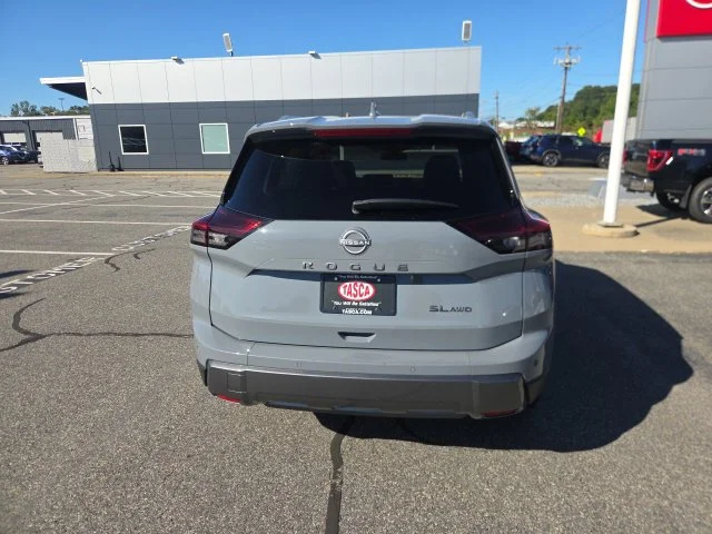 Used 2026 Gray Nissan SL image 6