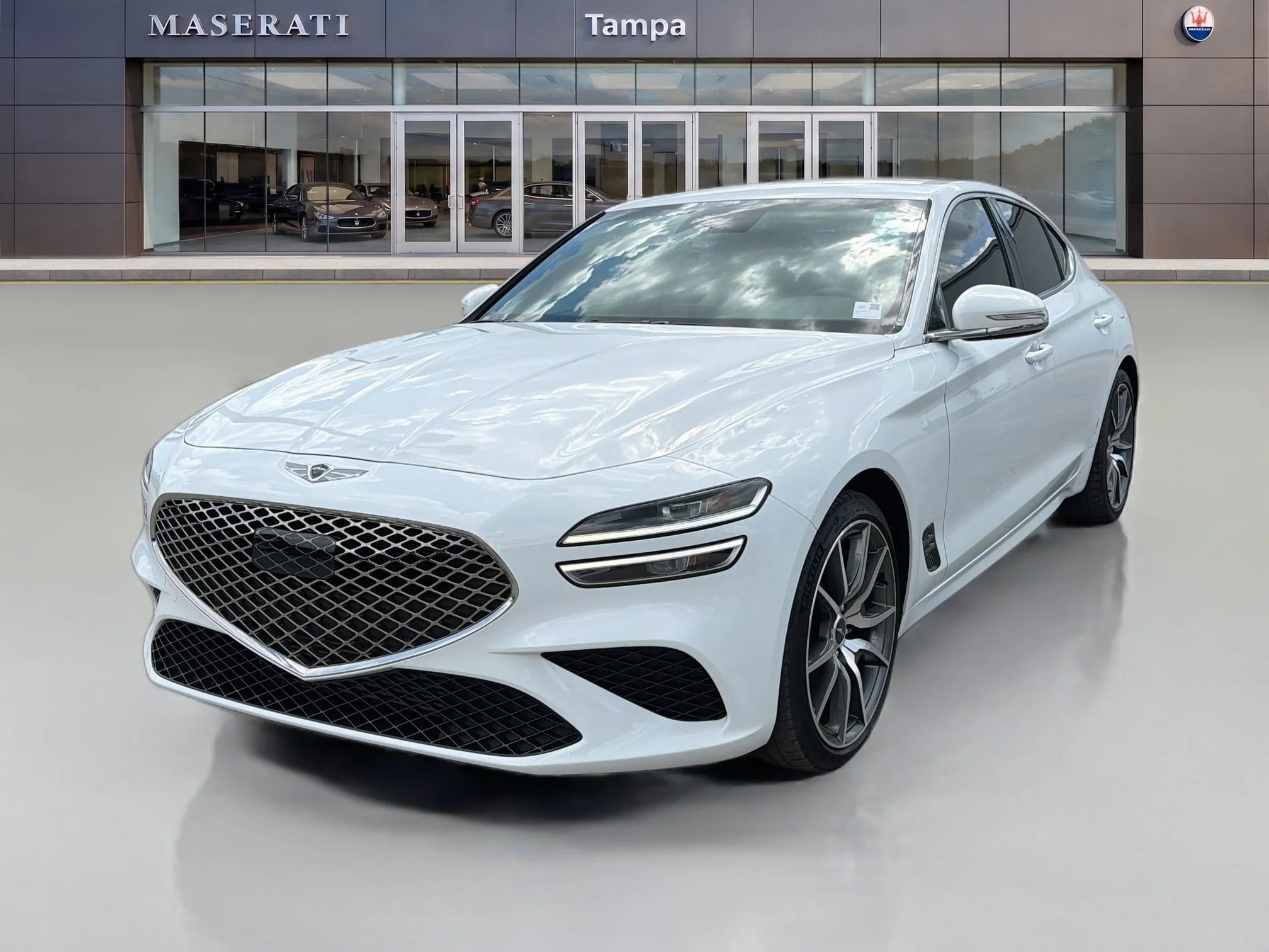 Used 2023 Alta White Genesis 2.0T image 7