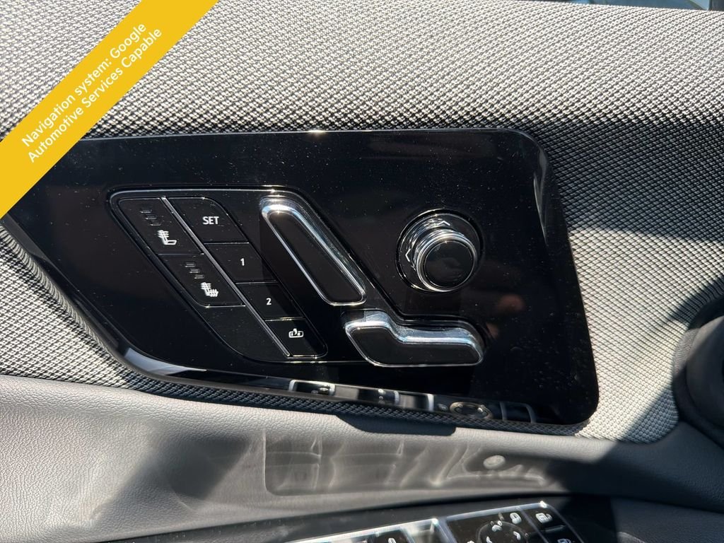 Used 2025 Silver Cadillac Luxury image 12
