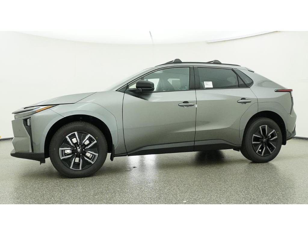 New 2026 Heavy Metal Toyota XLE image 18