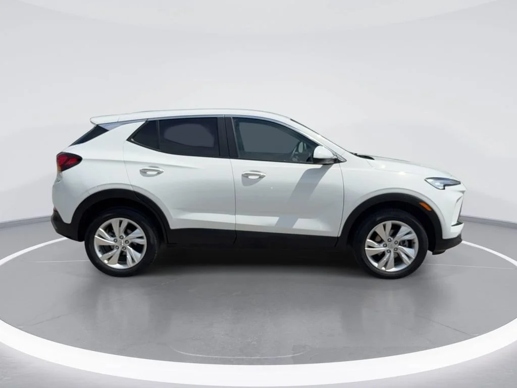 Certified Used 2024 Summit White Buick Preferred image 2