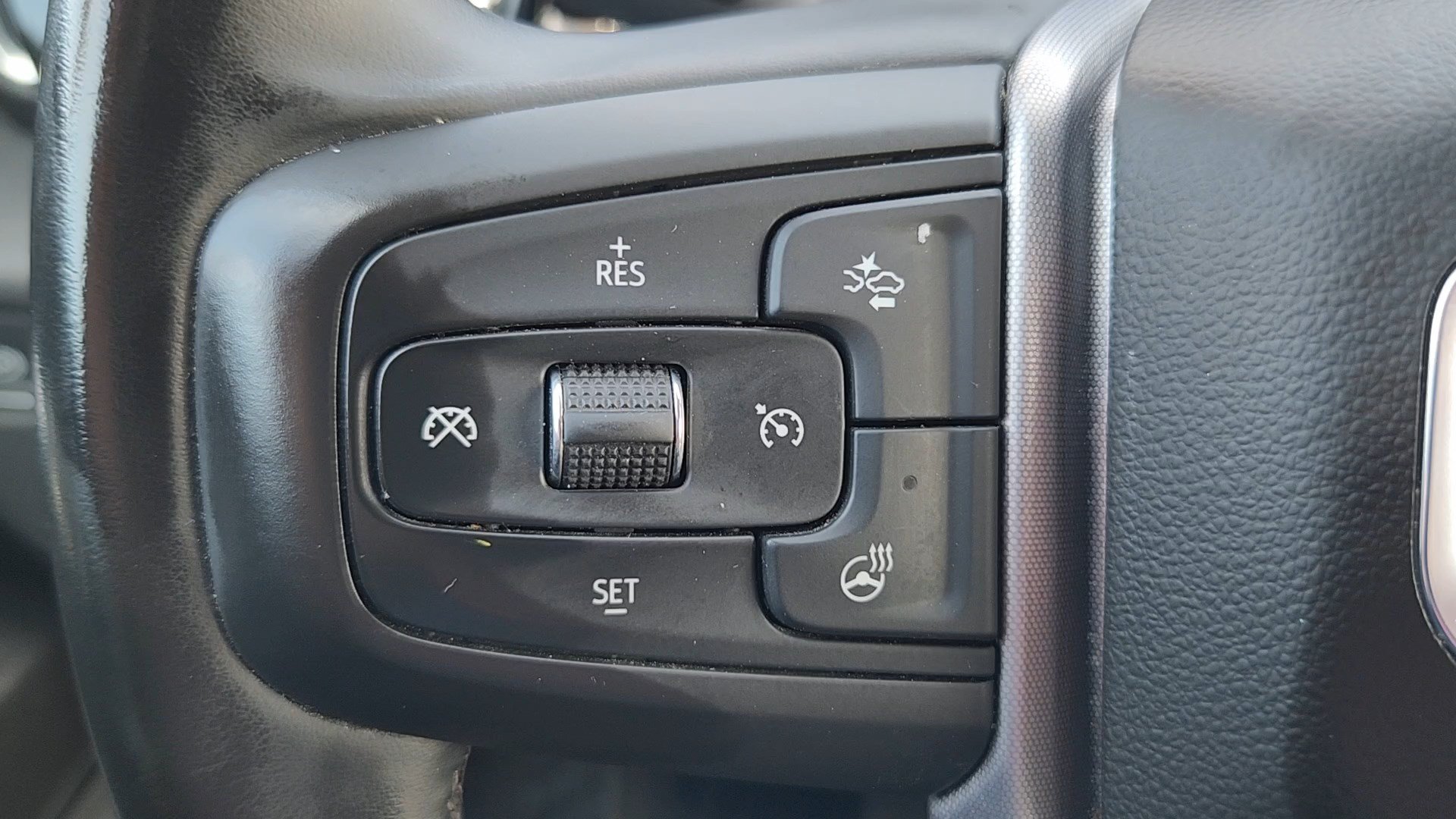 Used 2025 Sterling Metallic GMC SLT image 11