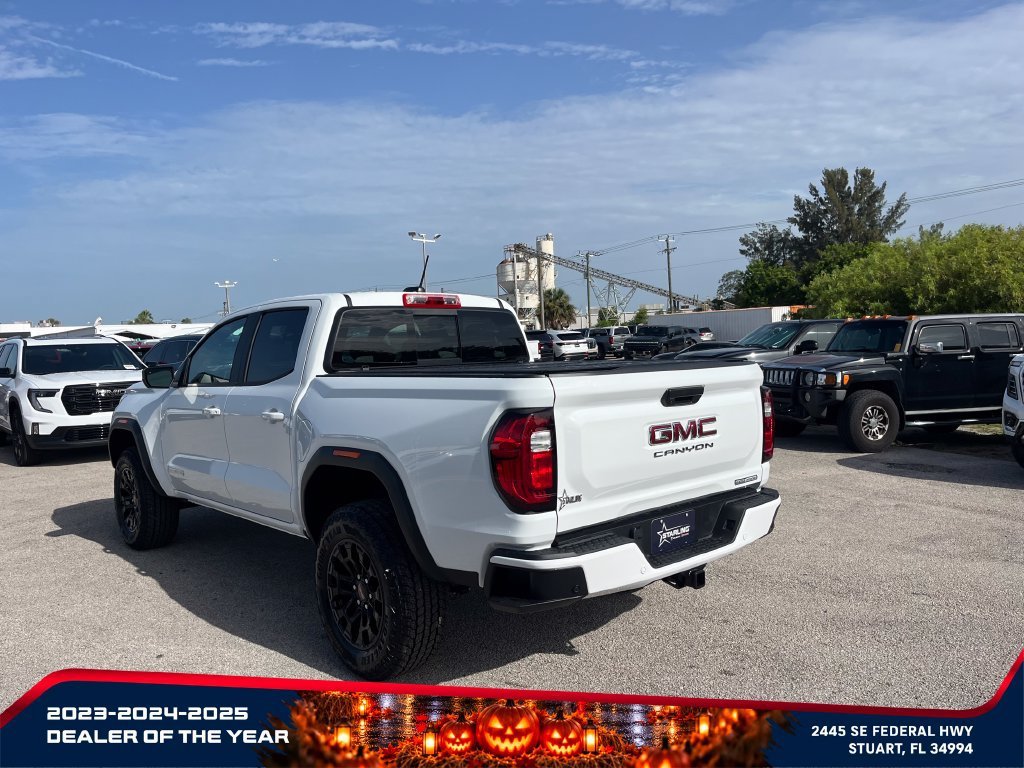 New 2026 Summit White GMC Elevation image 5