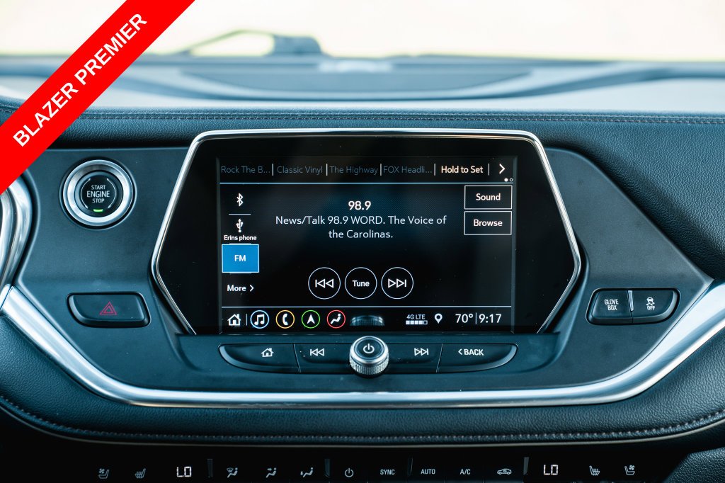Used 2019 Summit White Chevrolet Premier image 20