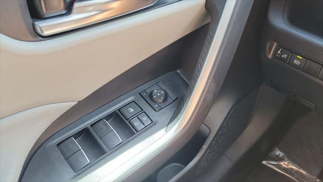 Certified Used 2024 SILVER SKY METALLIC Toyota  image 23
