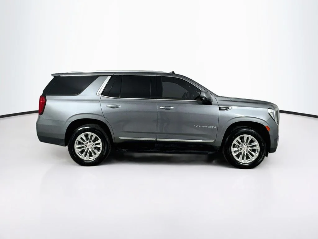 Used 2021 Satin Steel Metallic GMC SLT image 9