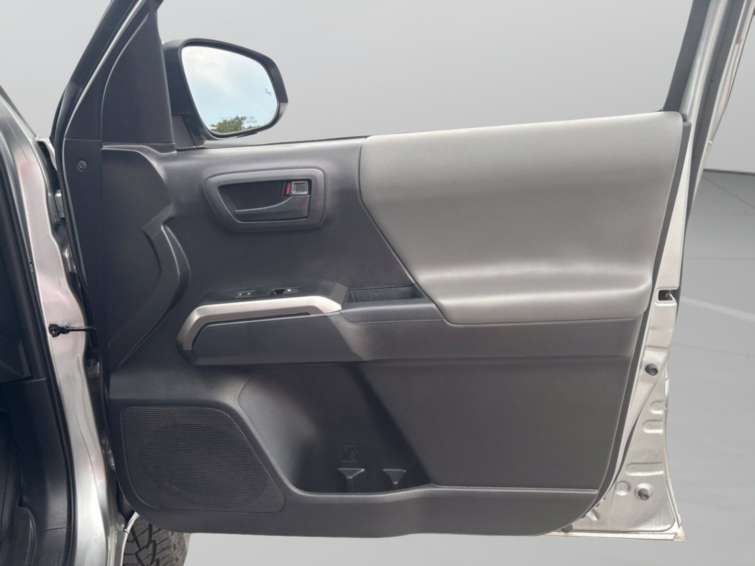 Used 2023 Celestial Silver Metallic Toyota SR5 image 23