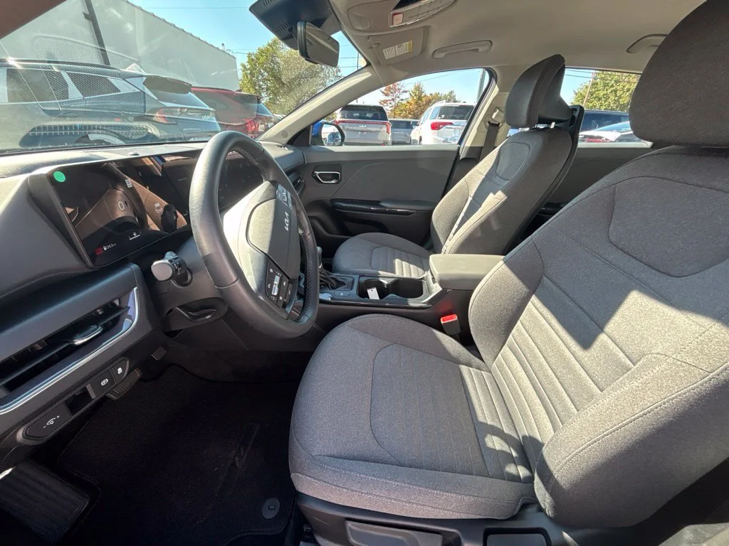 Used 2025 Blue Kia EX image 12