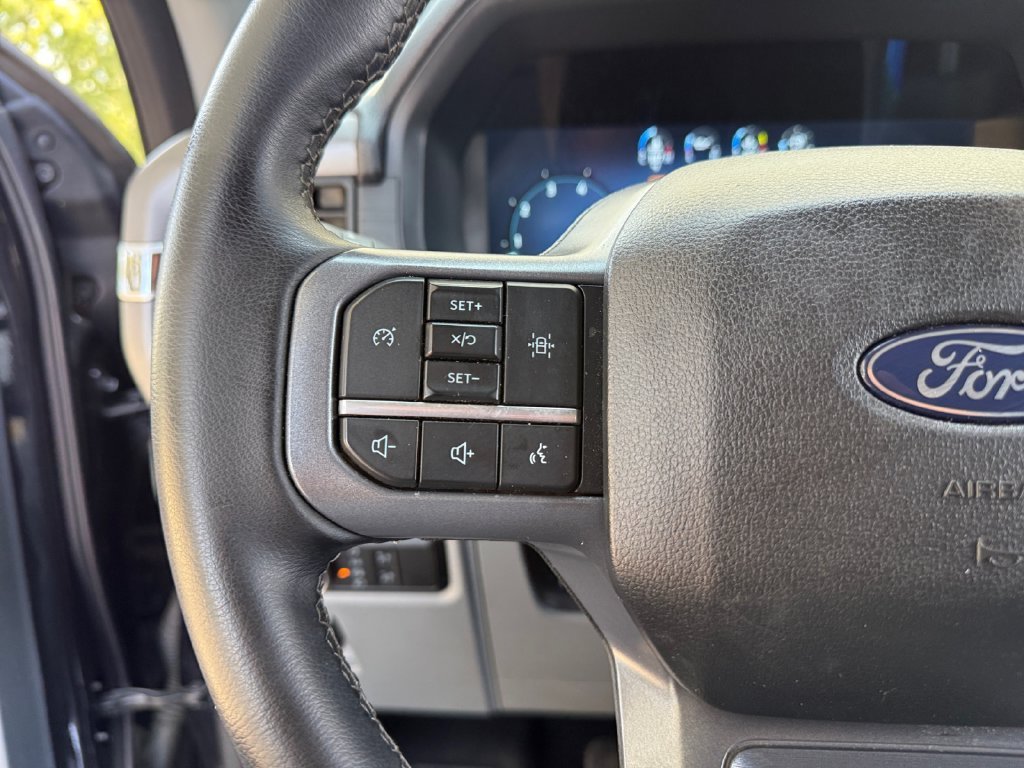 Used 2025 Black Ford XLT image 24
