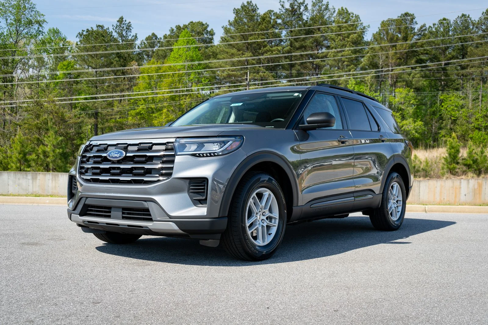 New 2026 Carbonized Gray Metallic Ford Active image 3