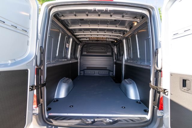 Used 2026 Silver Mercedes-Benz Cargo 144 WB image 29