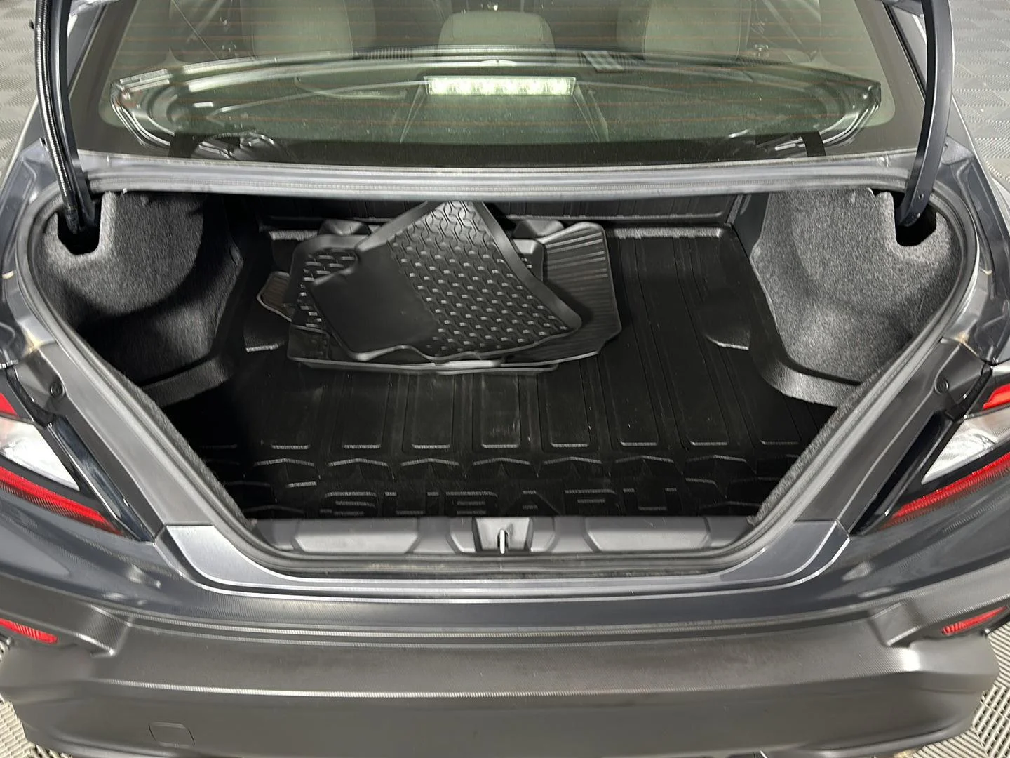 Used 2022 Magnetite Gray Metallic Subaru Premium image 24