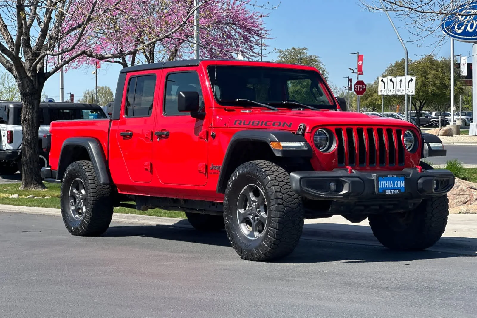 Certified Used 2020 Firecracker Red Clearcoat Jeep Rubicon image 9