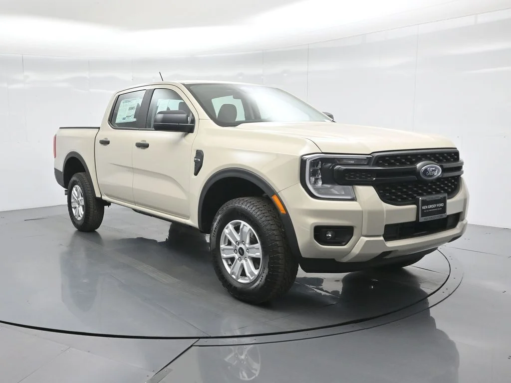 New 2025 Beige Ford XL image 24