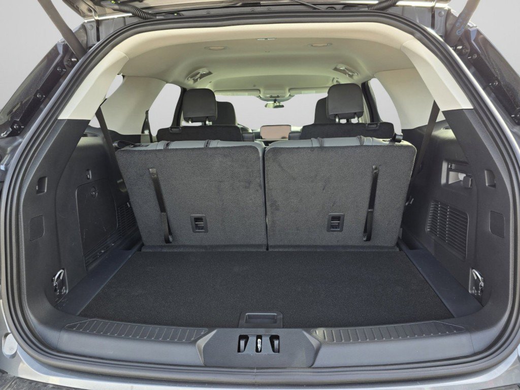 New 2026 Carbonized Gray Ford Active image 29