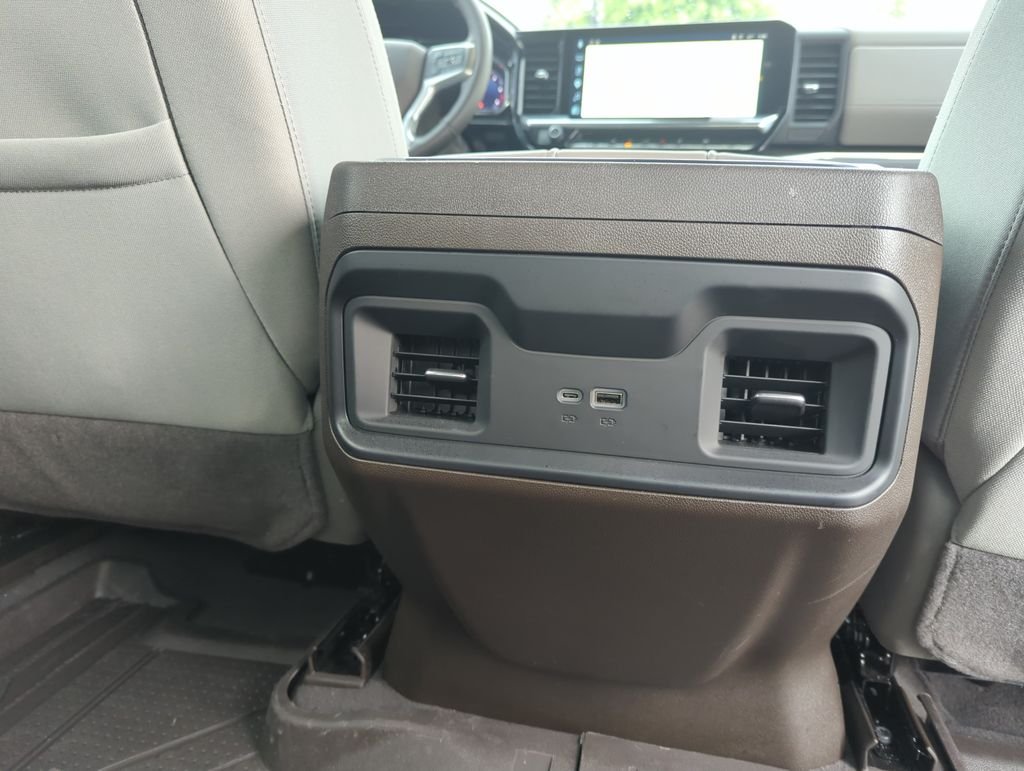 Used 2025 White Chevrolet RST image 31