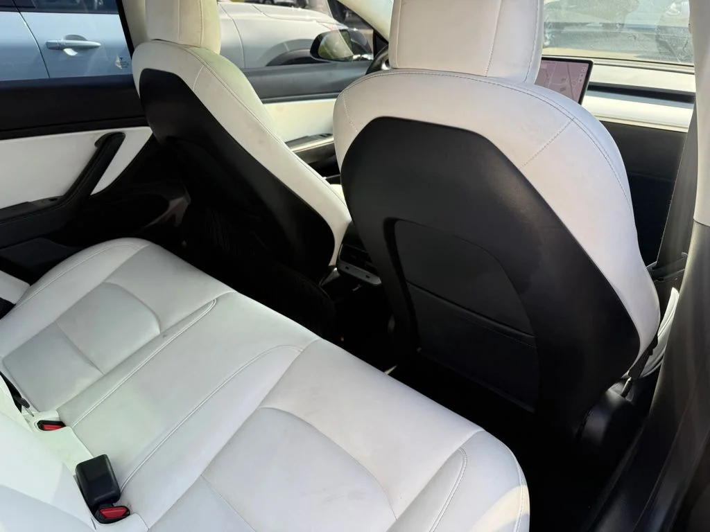 Used 2019 Black Tesla Standard Range Plus image 13