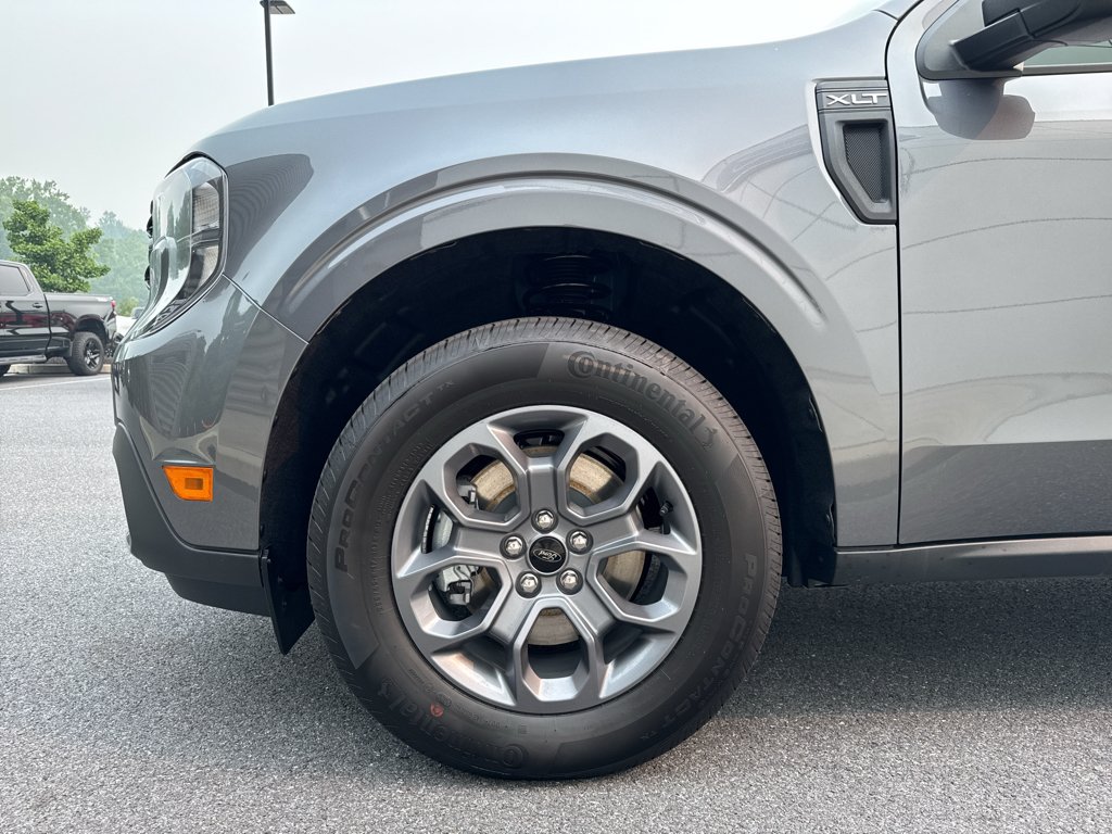 New 2026 Carbonized Gray Metallic Ford XLT image 18