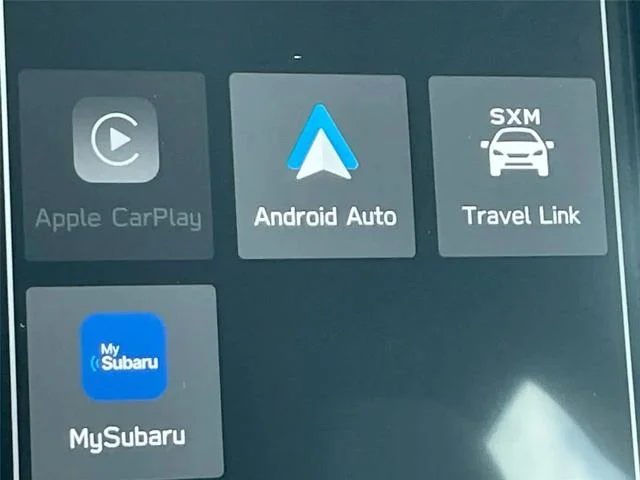 New 2026 CRYSTAL WHITE PEARL Subaru Premium image 21