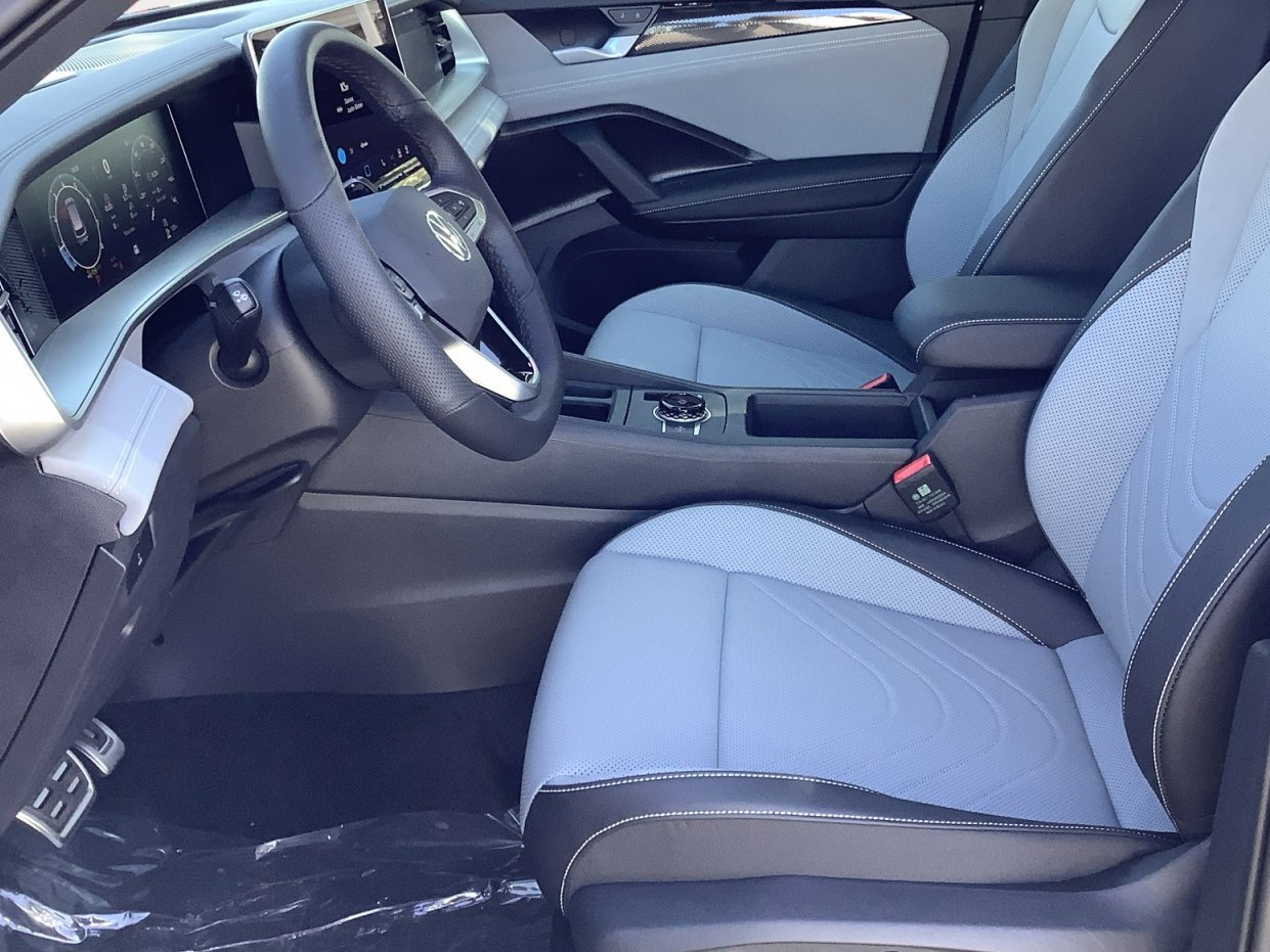2026 Volkswagen Tiguan SE R-LINE BLACK - Photo 21