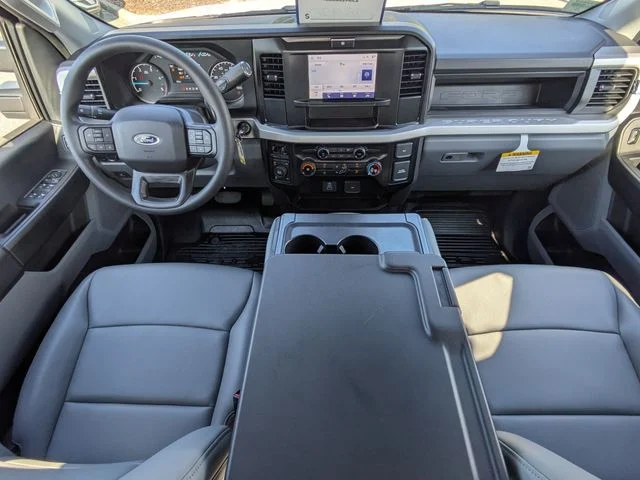 New 2026 Oxford White Ford F-250® XL image 15